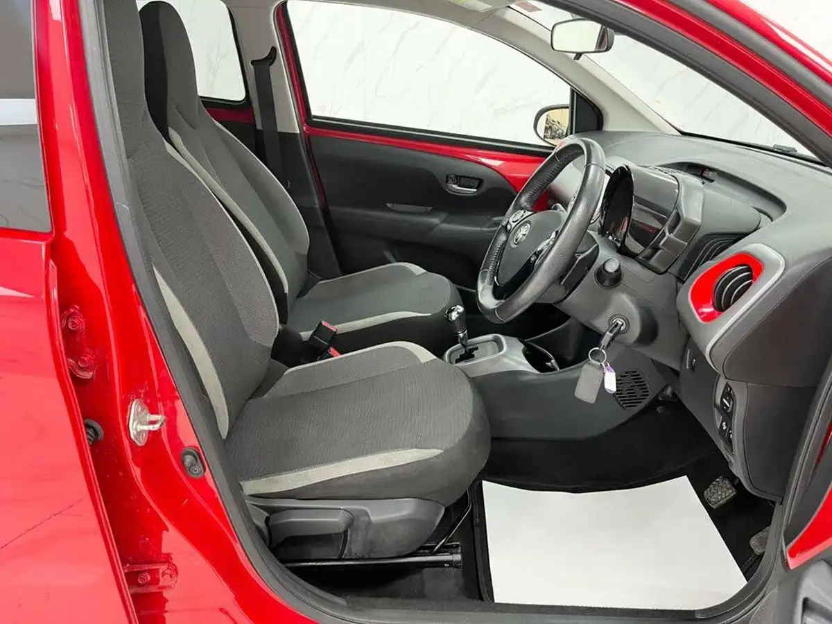 2020-toyota-aygo-10-vvt-i-x-trend-tss-x-shift-big-24