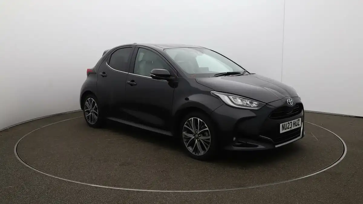 2023-toyota-yaris-15-vvt-i-excel-big-35