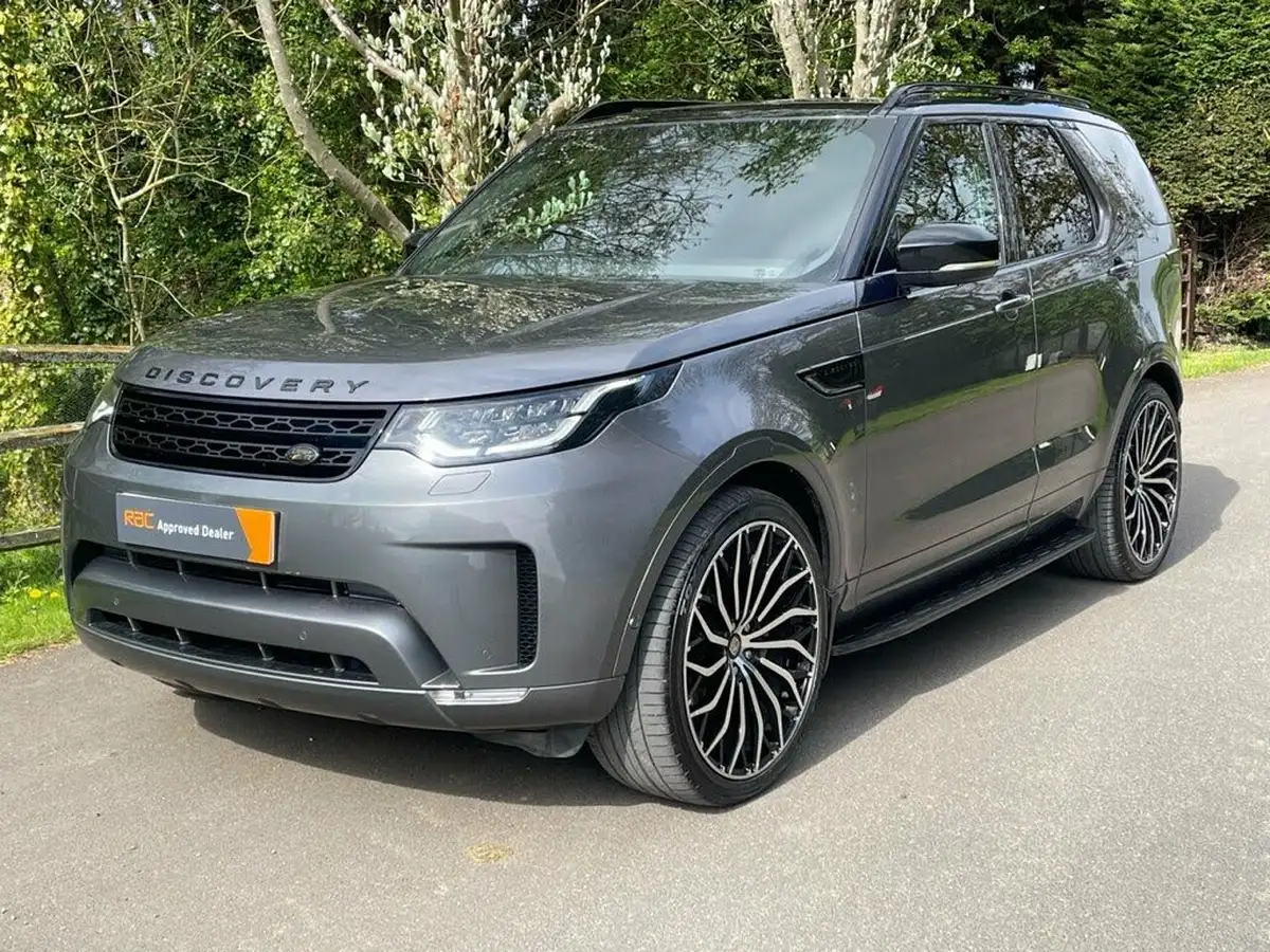 2019-land-rover-discovery-30-sd-v6-hse-30-sd-v6-306ps-station-wagon-5d-auto-big-4
