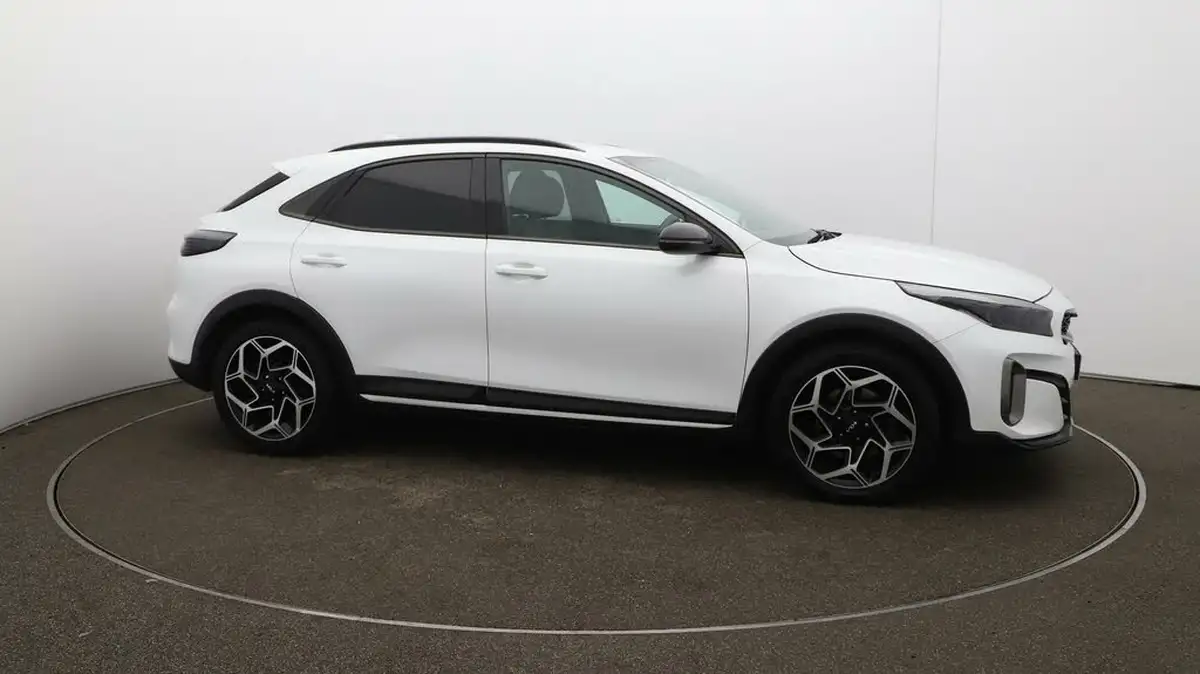 2023-kia-xceed-15-t-gdi-gt-line-158bhp-big-41