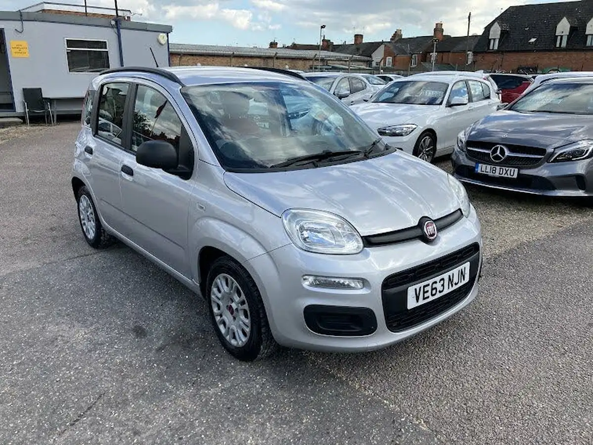2013-fiat-panda-12-easy-big-5