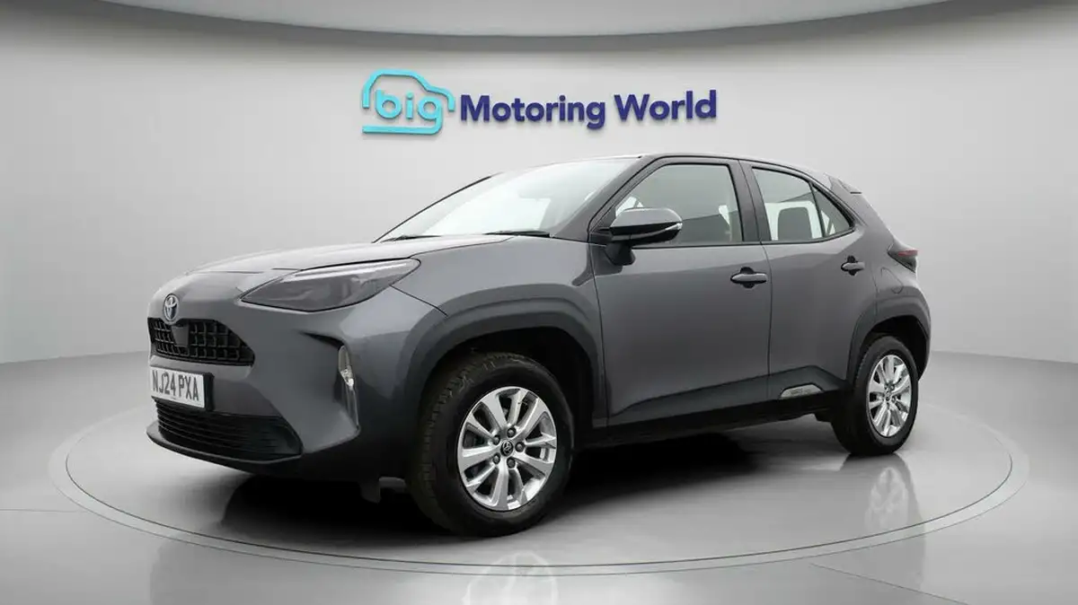 2024-toyota-yaris-cross-15-vvt-i-icon-big-2