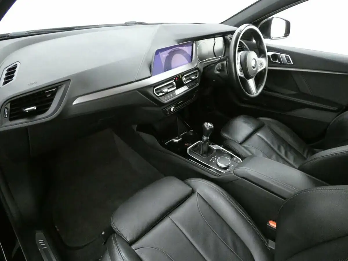 2020-bmw-1-series-big-20