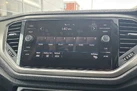 2020-volkswagen-t-roc-10-tsi-se-115ps-small-41