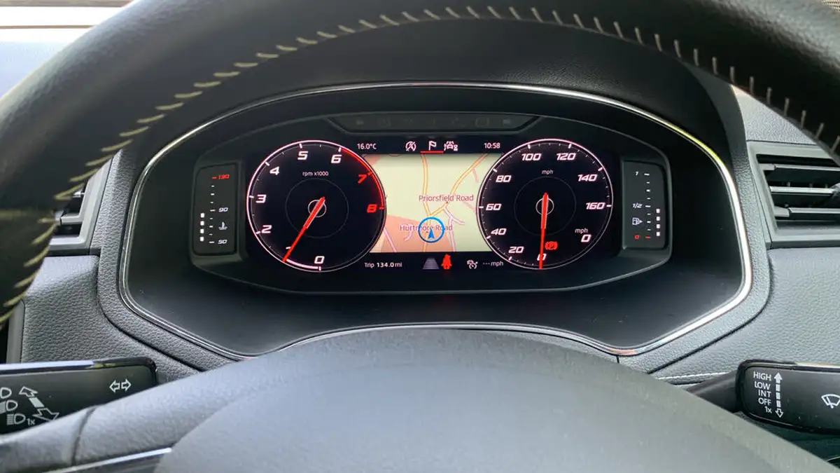 2020-seat-arona-10-tsi-xcellence-lux-115ps-big-12