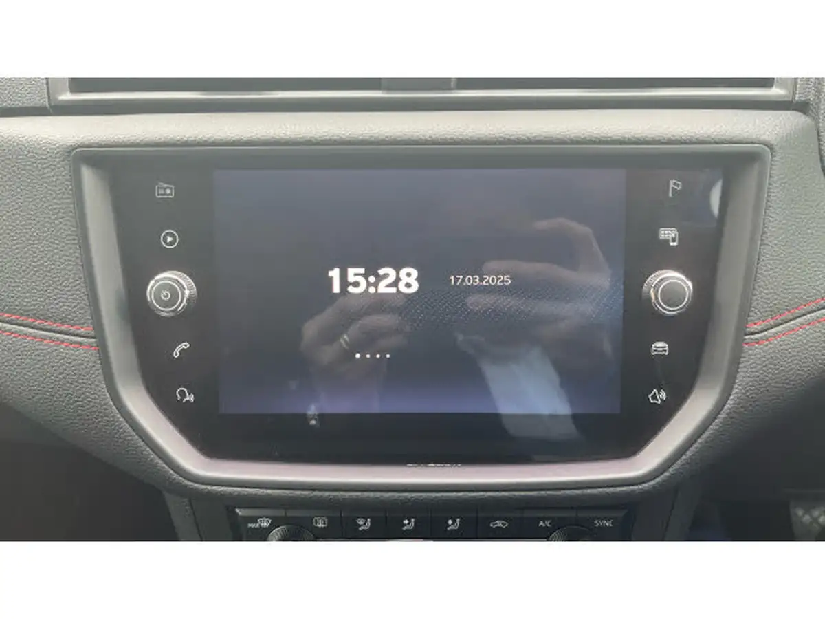 2021-seat-arona-10-tsi-fr-red-edition-big-21