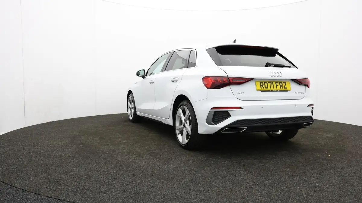 2021-audi-a3-14-40-tfsi-e-s-line-big-71