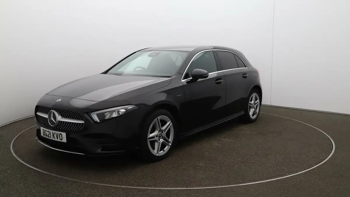 2021-mercedes-benz-a-class-13-a250e-amg-line-hatchback-5d-big-62