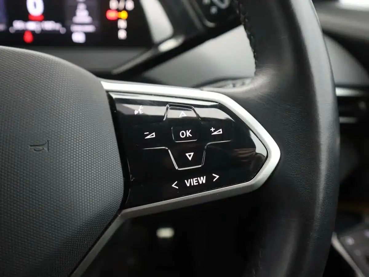 2022-volkswagen-id4-e-life-148ps-52kwh-pure-performance-big-20