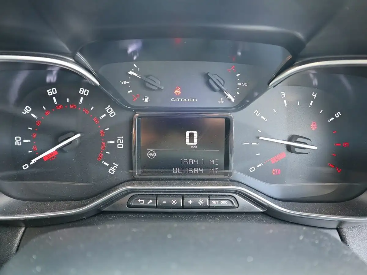 2024-citroen-c3-aircross-12-puretech-you-big-5
