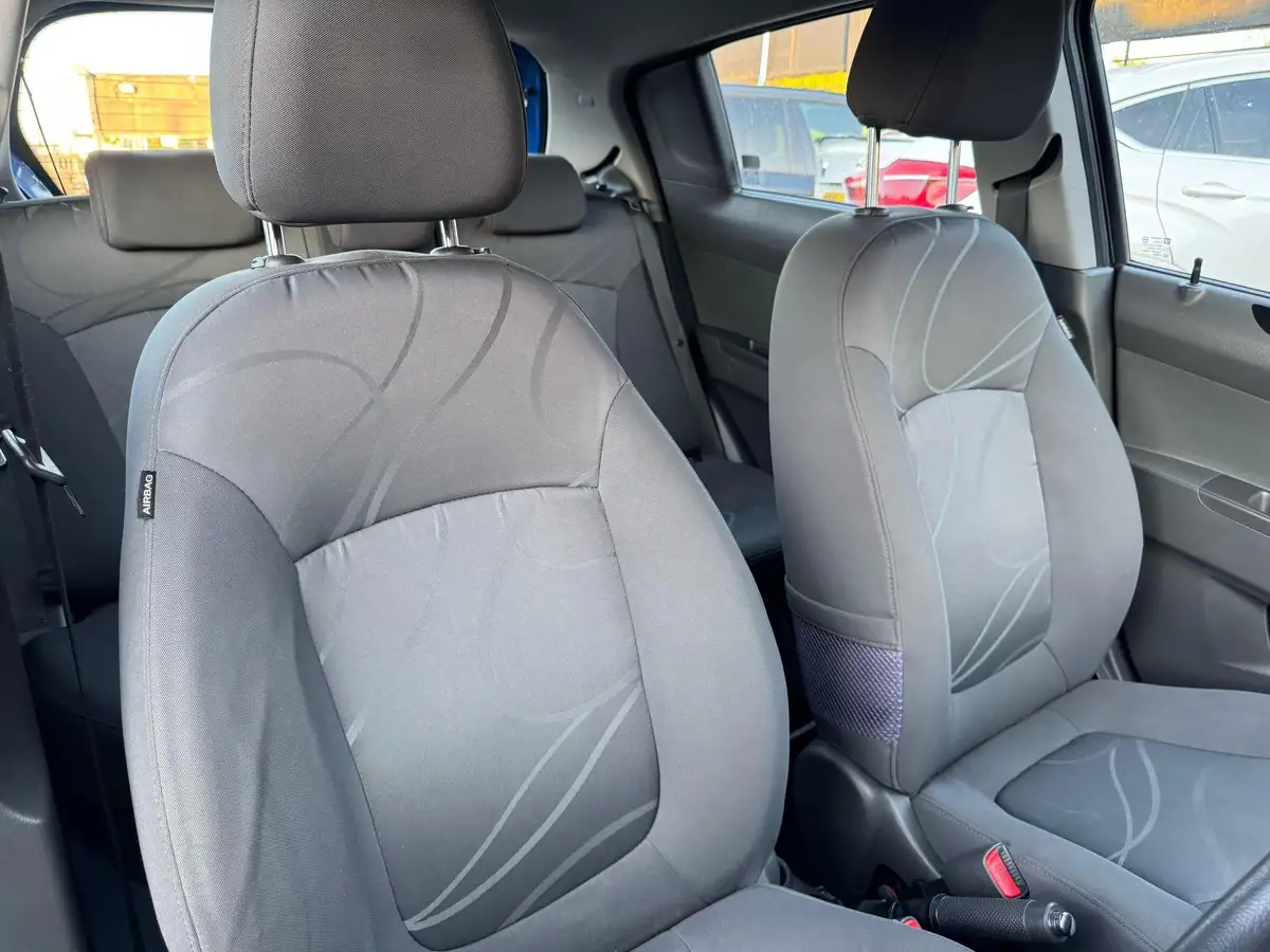 2011-chevrolet-spark-10-ls-big-4