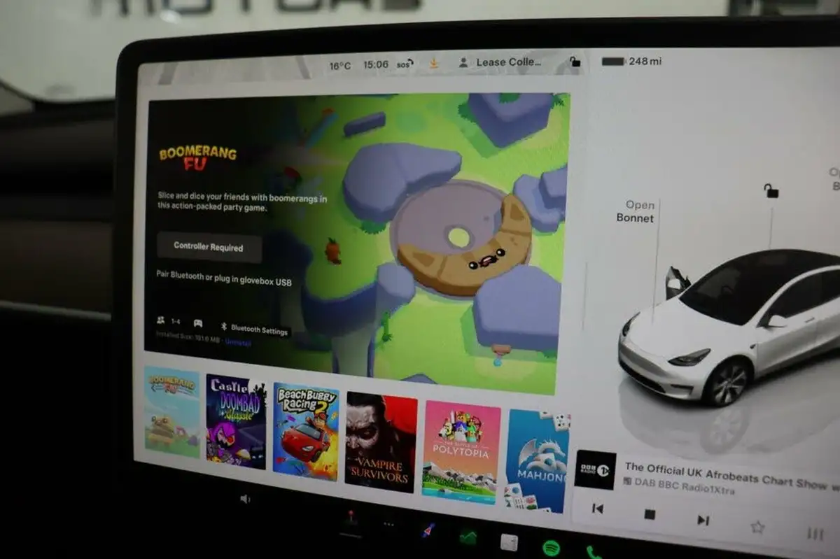 2024-tesla-model-y-e-rwd-big-27