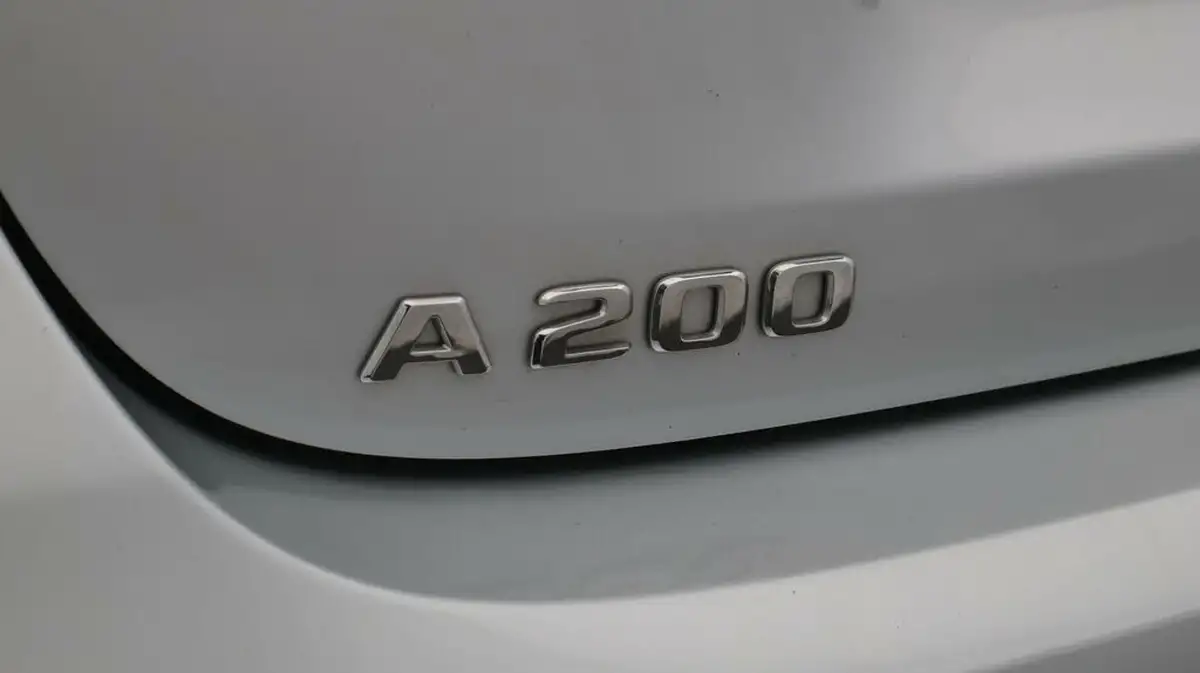2020-mercedes-benz-a-class-13-a200-amg-line-executive-hatchback-5d-7g-dct-big-20