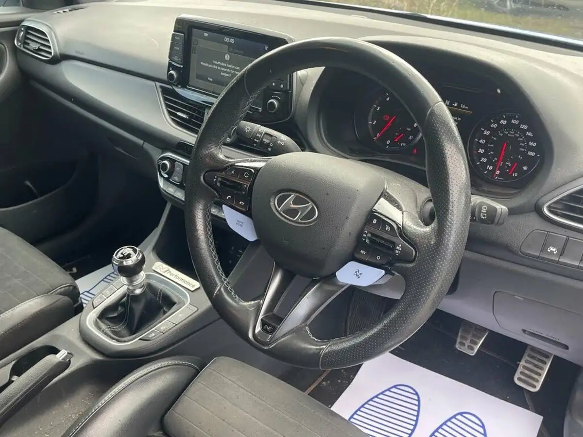 2019-hyundai-i30-n-20-t-gdi-n-performance-hatchback-big-12