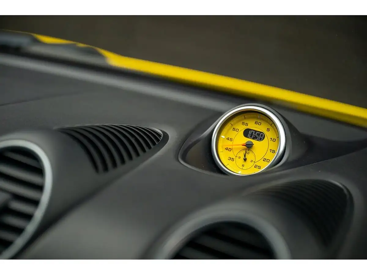 2016-porsche-cayman-718-25-s-pdk-big-28