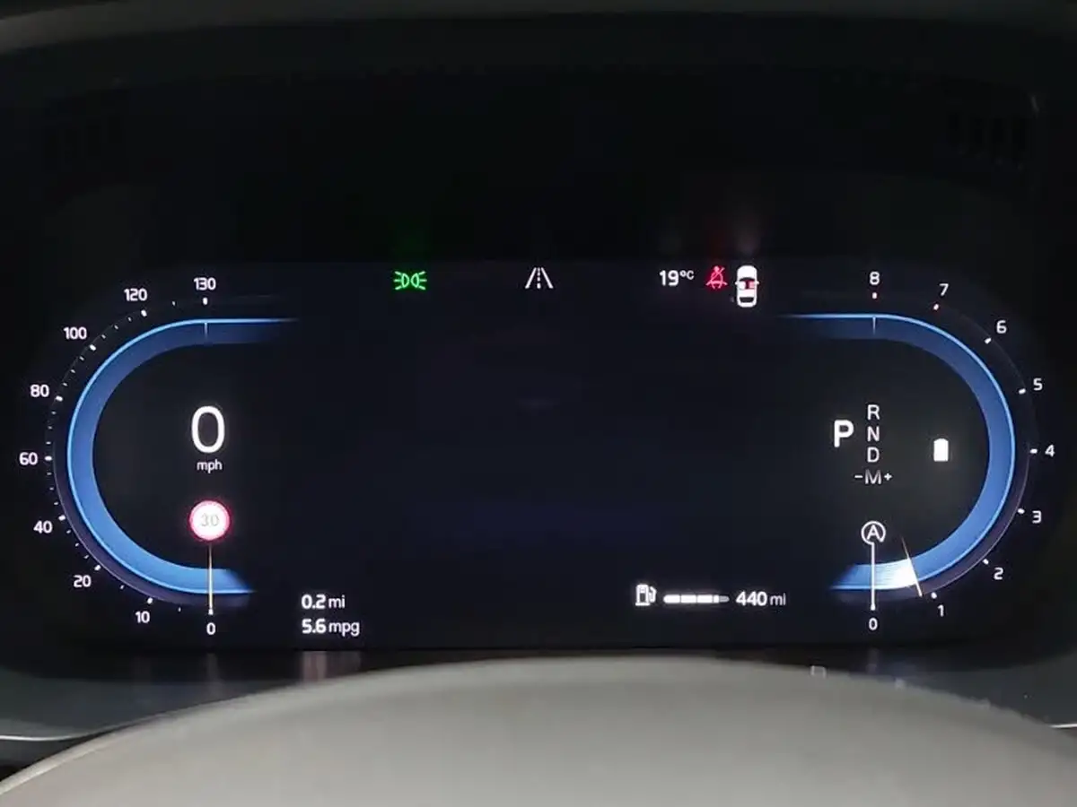 2023-volvo-xc60-20-b5-plus-big-9
