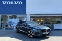 2021 Volvo V60 2.0 B4 R-Design