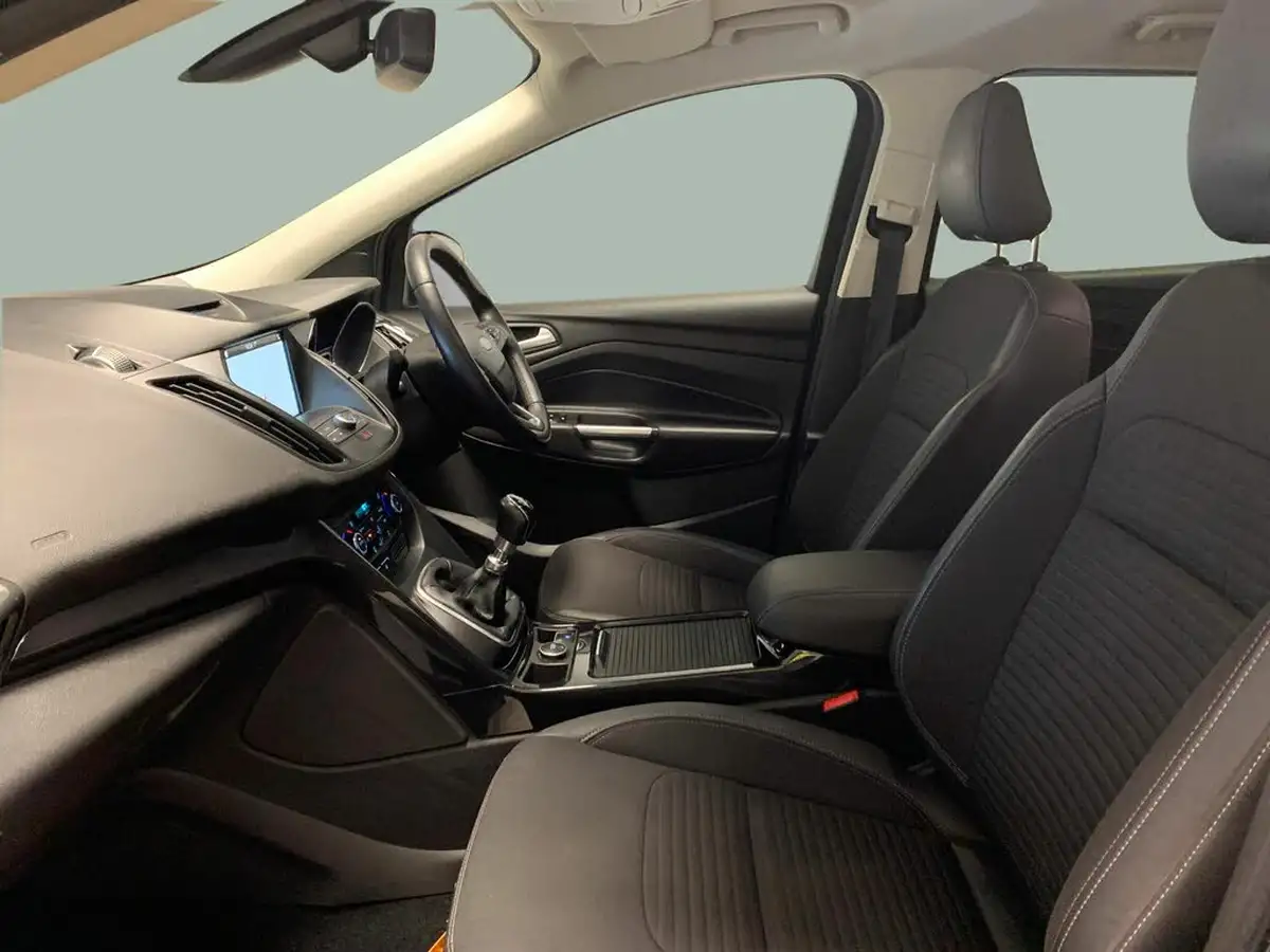 2018-ford-kuga-20tdci-titanium-180ps-awd-big-3