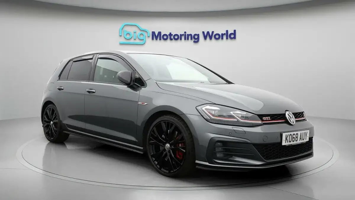 2019-volkswagen-golf-20-tsi-gti-performance-5d-dsg-big-0
