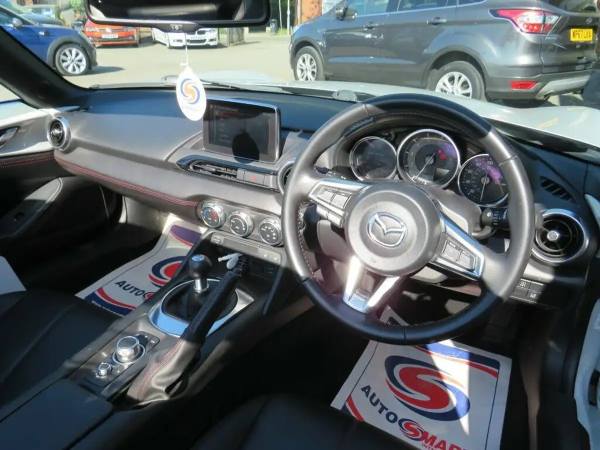2018-mazda-mx-5-20-sport-rf-big-13