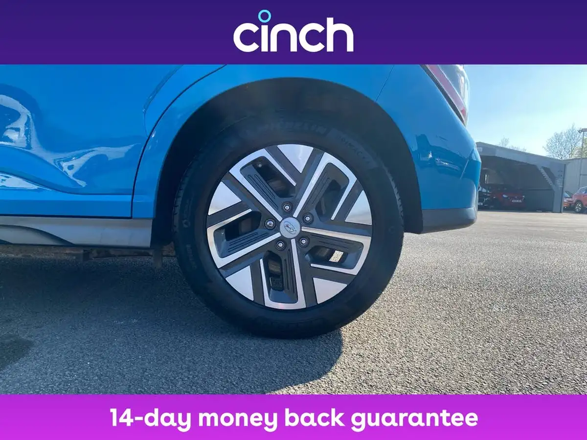 2023-hyundai-kona-e-premium-136ps-39kwh-big-17