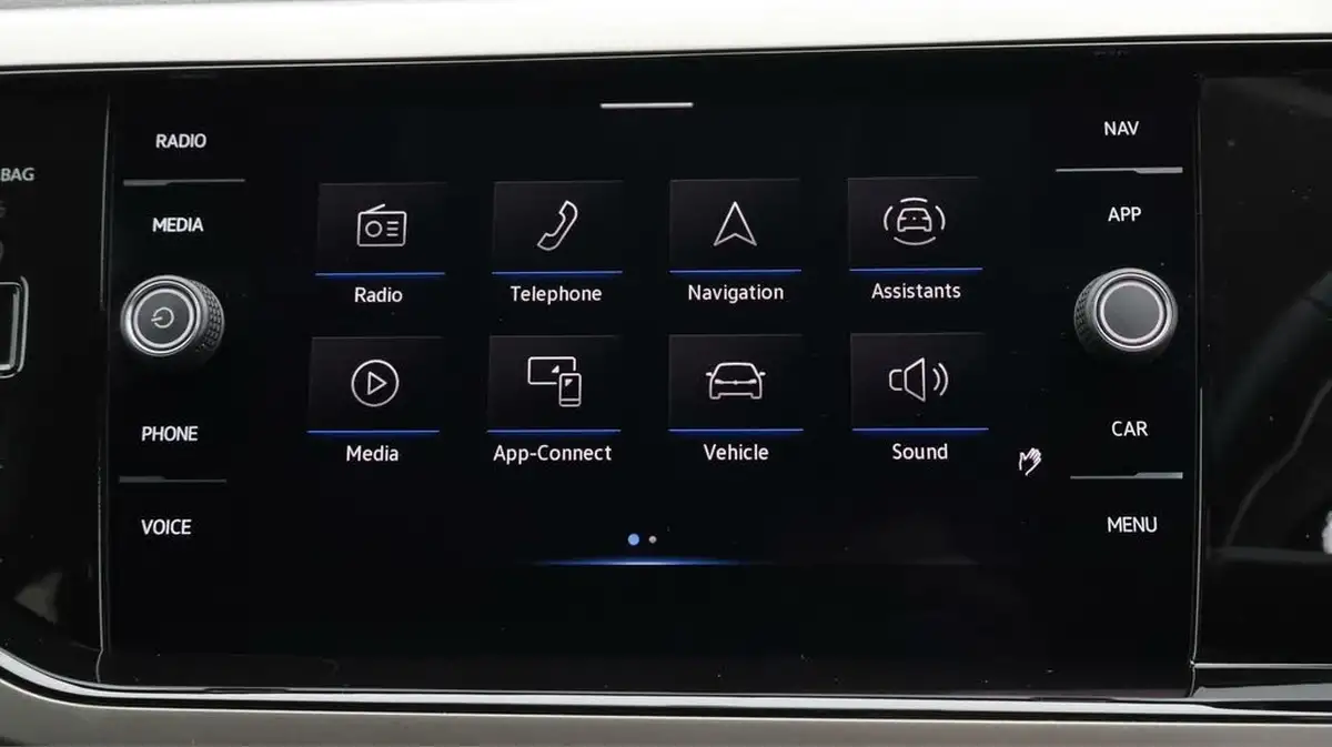 2021-volkswagen-polo-10-tsi-match-big-11