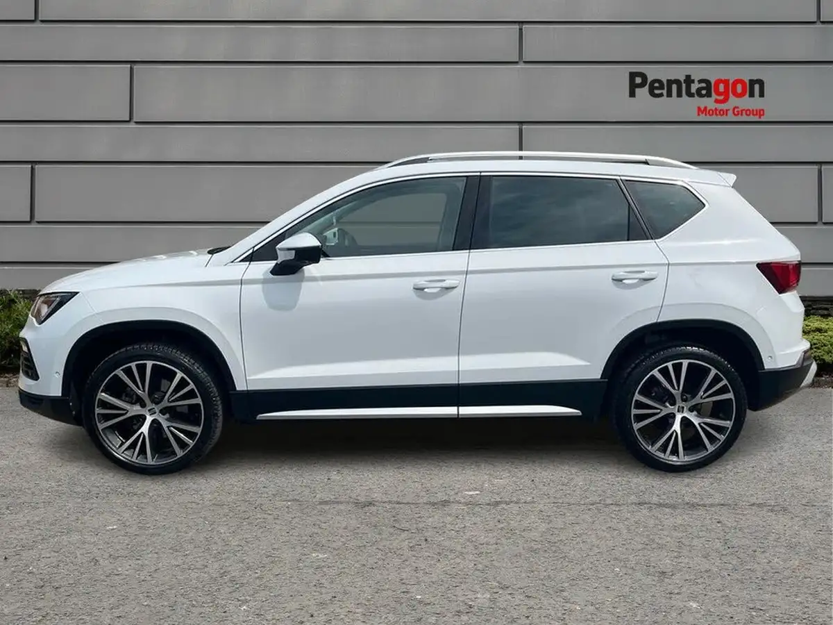 2023-seat-ateca-15-ecotsi-xperience-lux-dsg-big-11