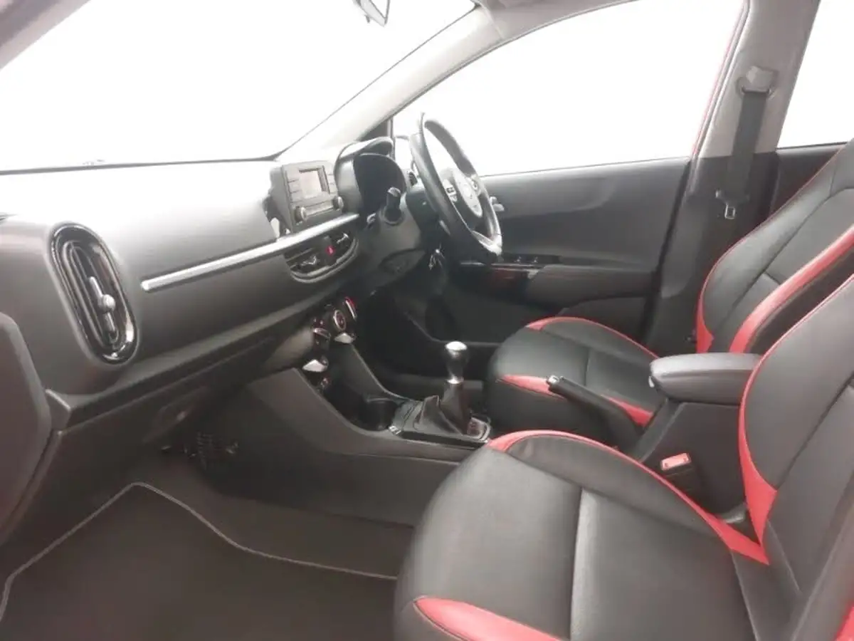 2018-kia-picanto-10-gt-line-big-4