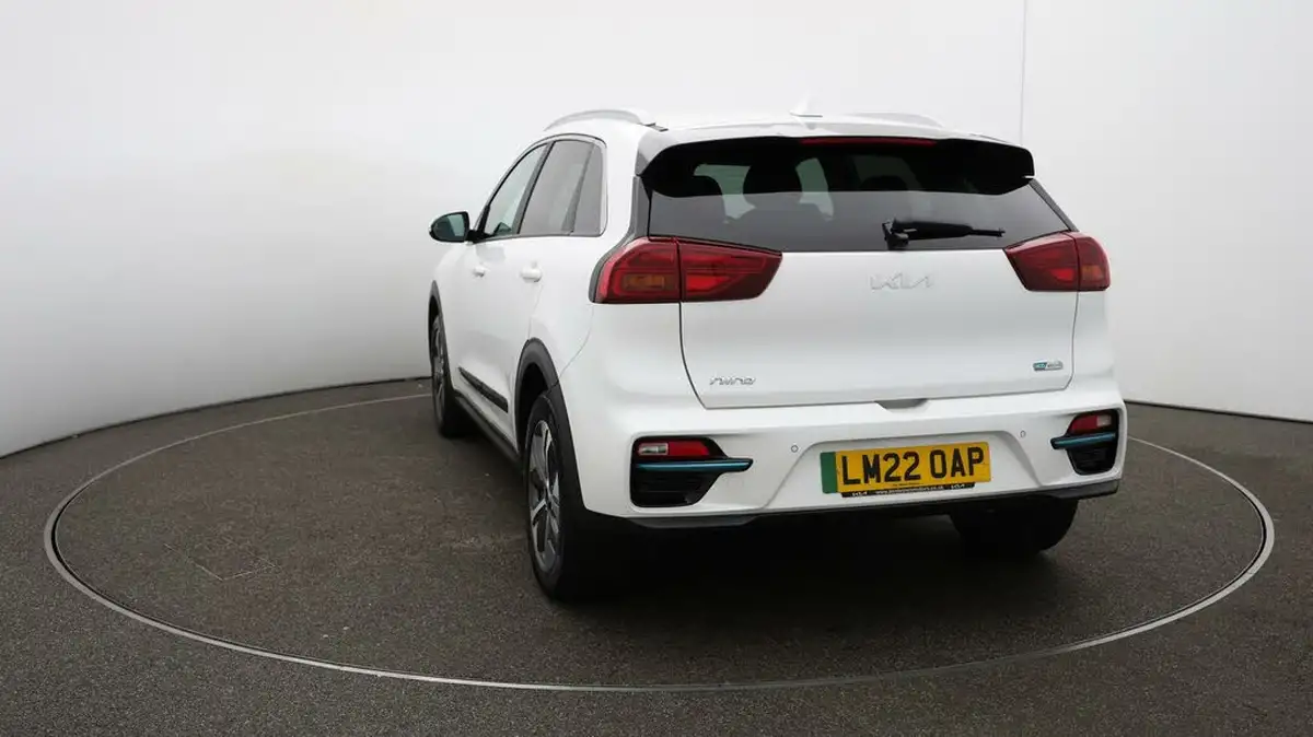2022-kia-niro-ev-e-2-big-51