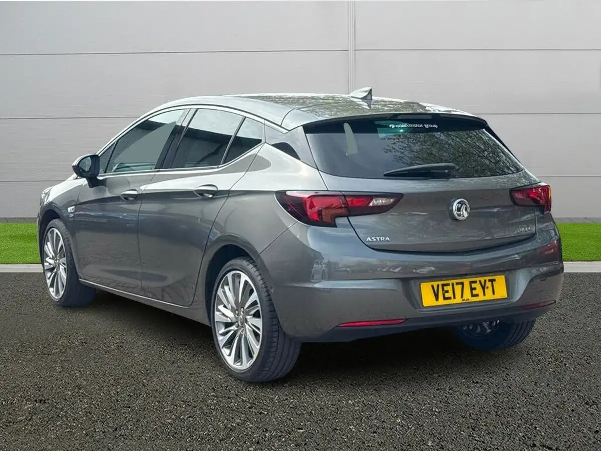 2017-vauxhall-astra-14i-16v-turbo-elite-nav-150ps-ss-hatchback-auto-big-4