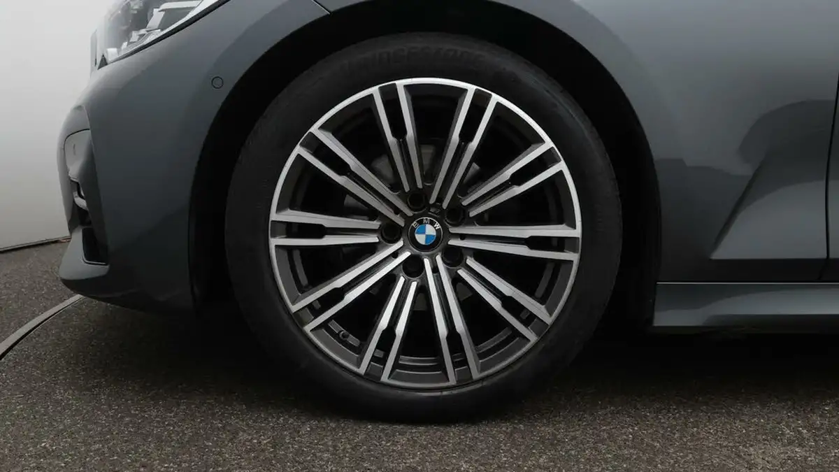 2021-bmw-3-series-20-318i-m-sport-saloon-4d-big-18