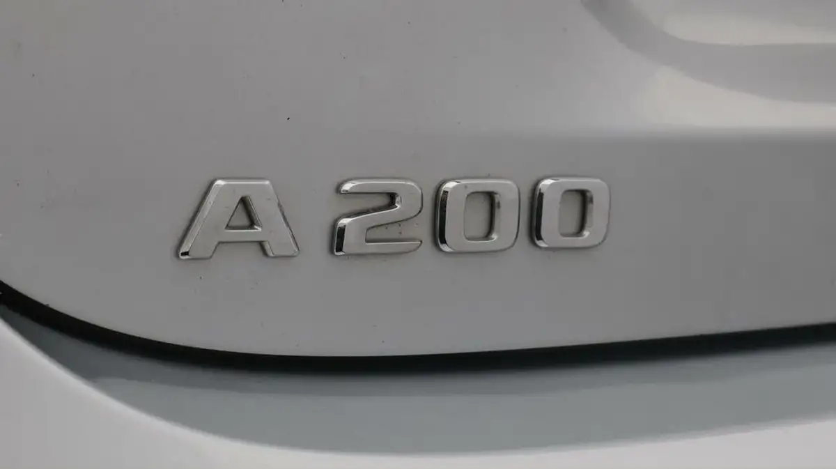 2020-mercedes-benz-a-class-13-a200-amg-line-executive-hatchback-5d-7g-dct-big-21
