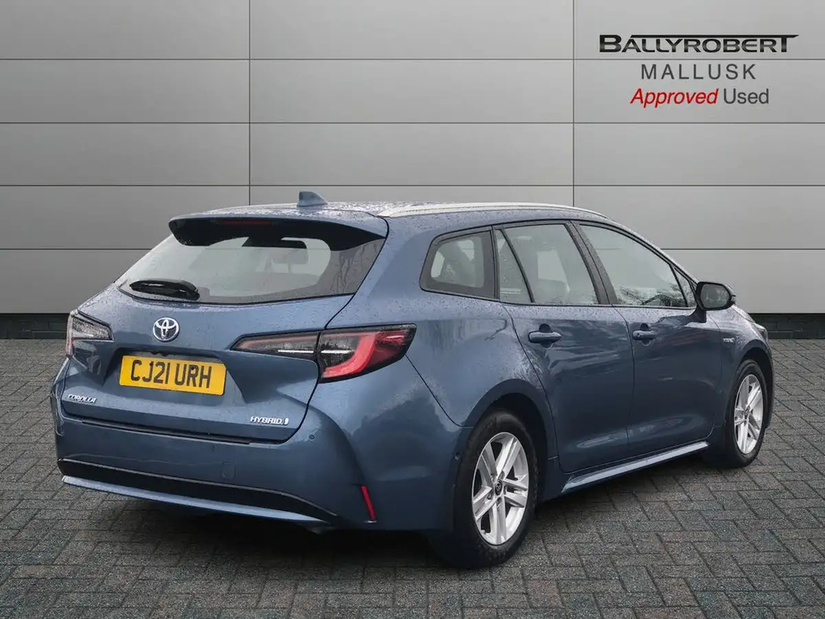 2021-toyota-corolla-18-vvt-i-icon-tech-spare-wheel-touring-sports-5d-big-14