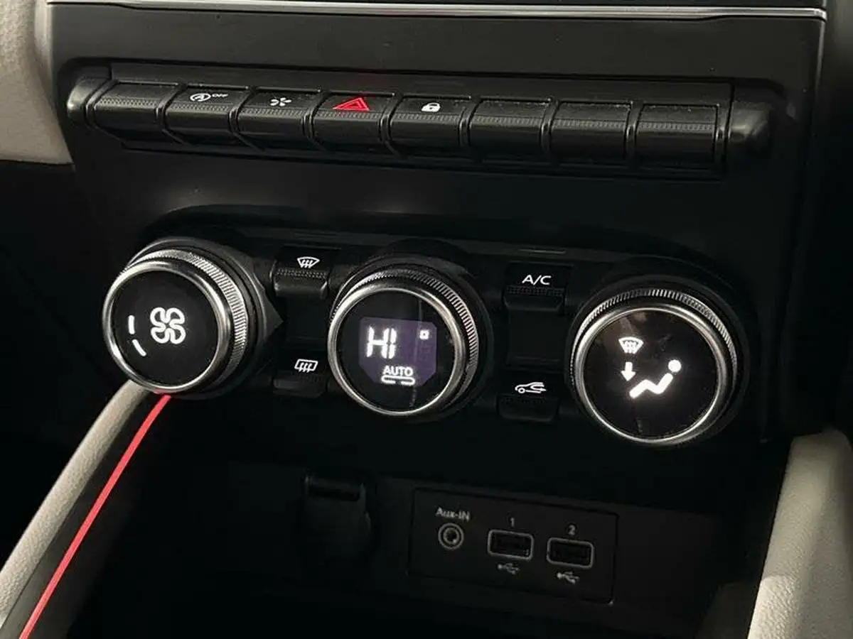 2022-renault-clio-10-tce-se-edition-big-20
