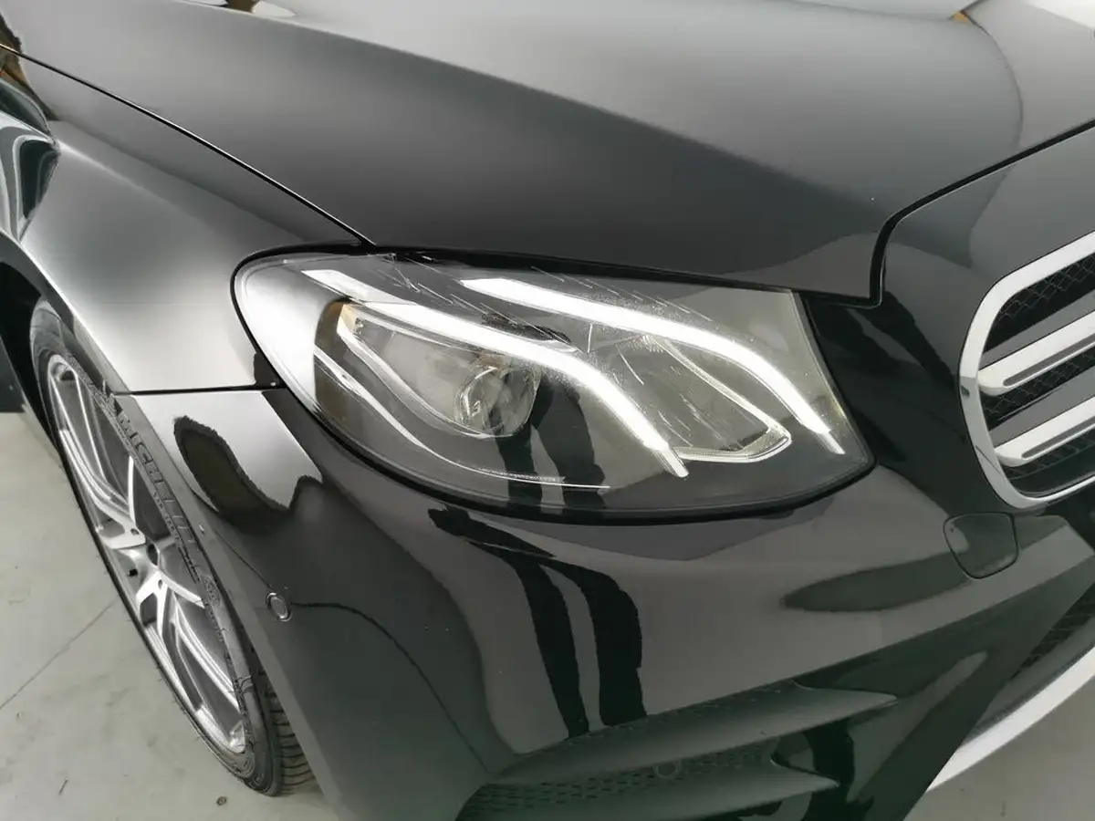 2019-mercedes-benz-e-class-20d-e220d-amg-line-edition-saloon-4d-big-32