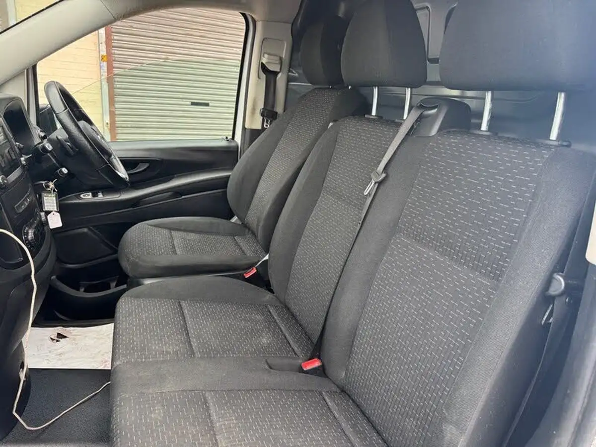 2021-mercedes-benz-vito-20cdi-114-progressive-l2-134bhpeu6dt-panel-1749cc-9g-tronic-big-6