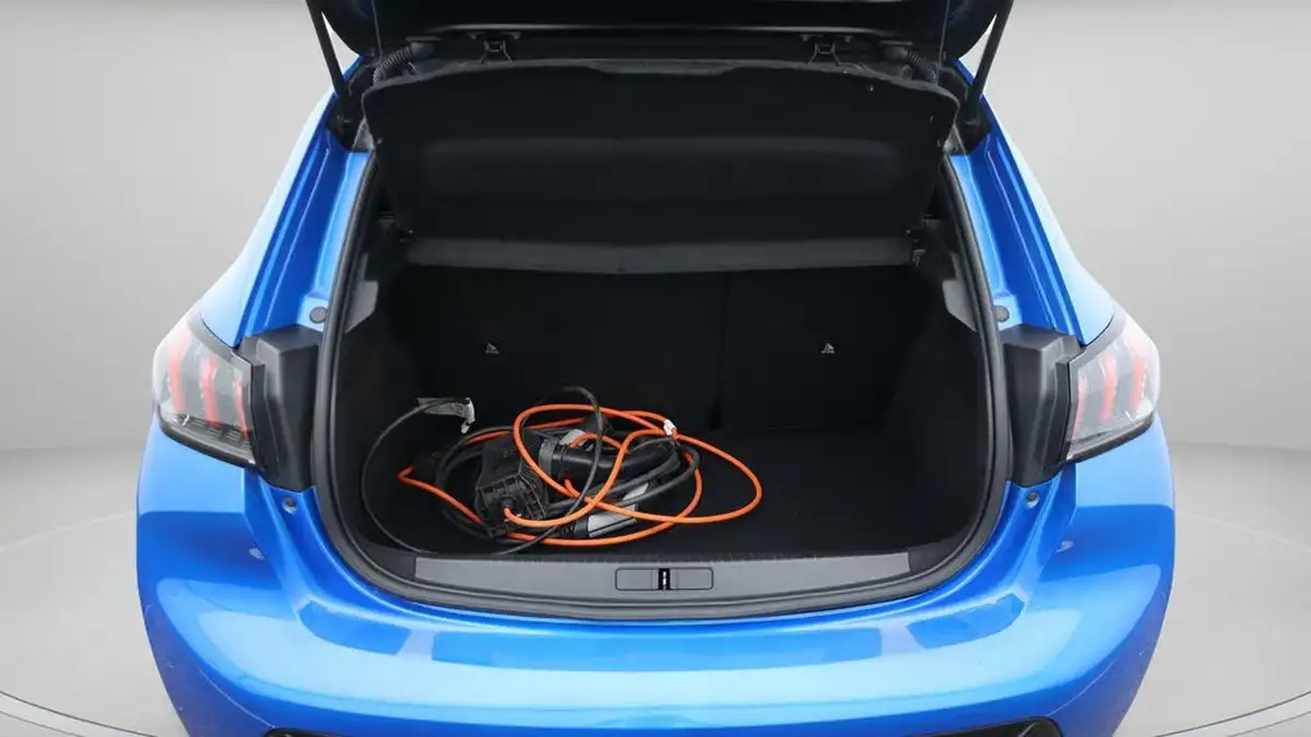 2021-peugeot-208-e-gt-50kwh-big-17