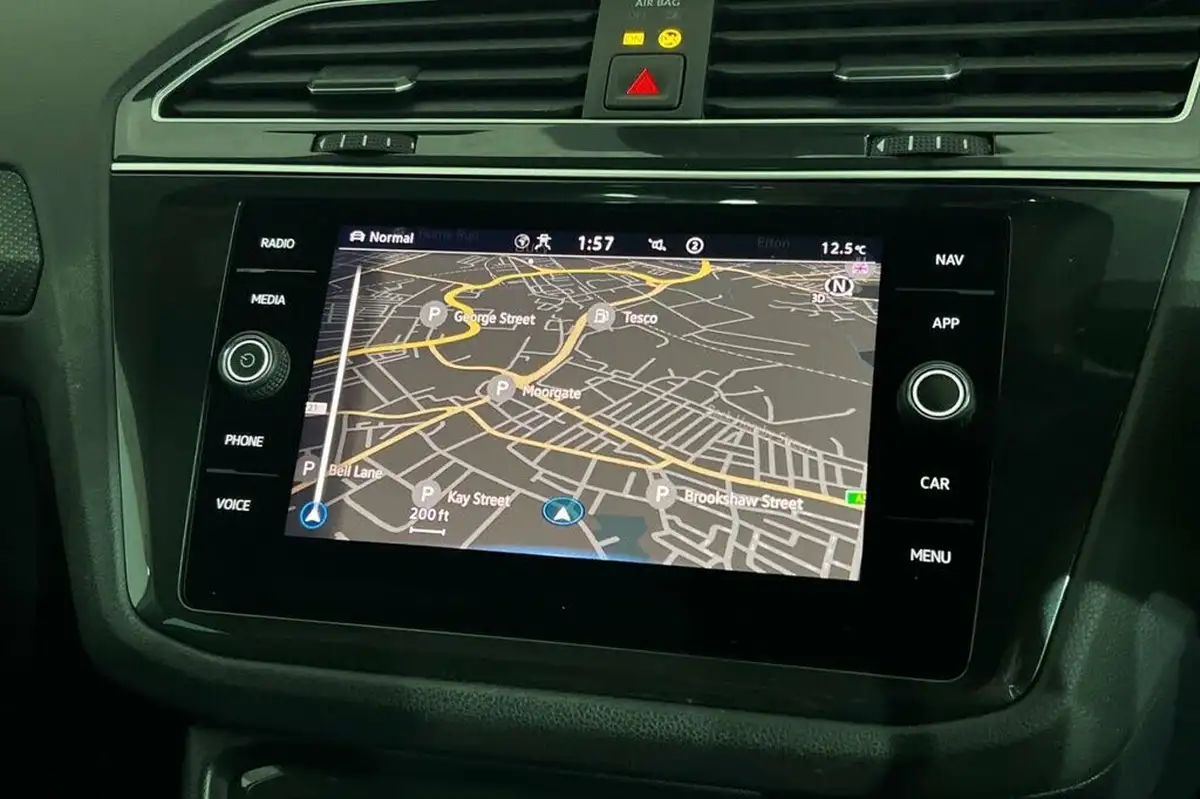 2021-volkswagen-tiguan-20tdi-r-line-150ps-4motion-big-15