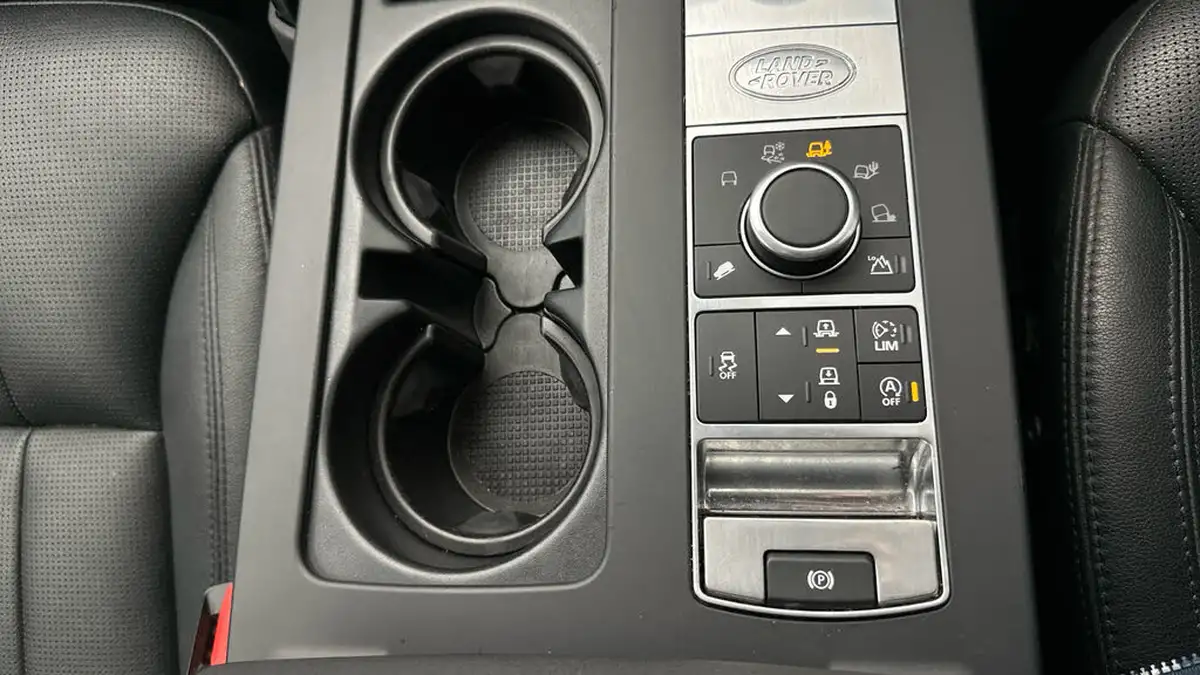 2017-land-rover-discovery-30td6-se-259ps-awd-station-wagon-5d-auto-big-27