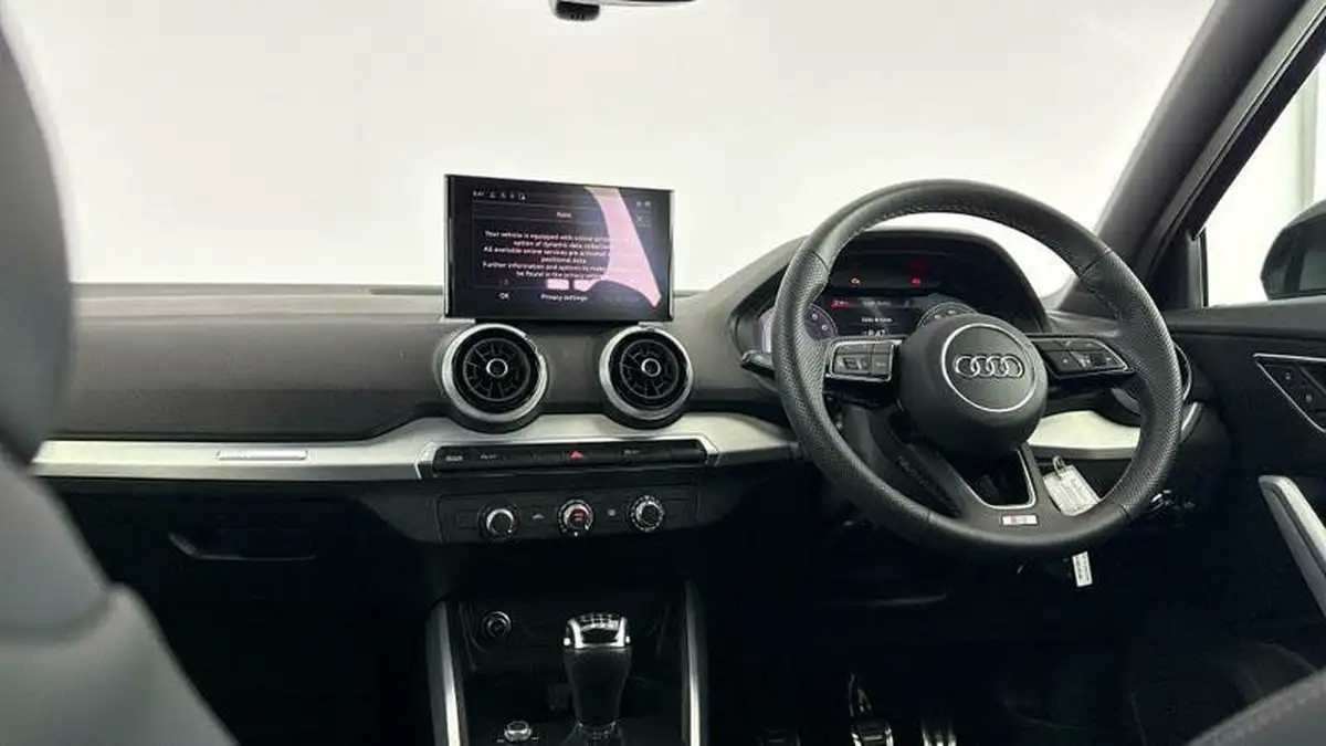 2024-audi-q2-10-30-tfsi-s-line-116ps-big-25