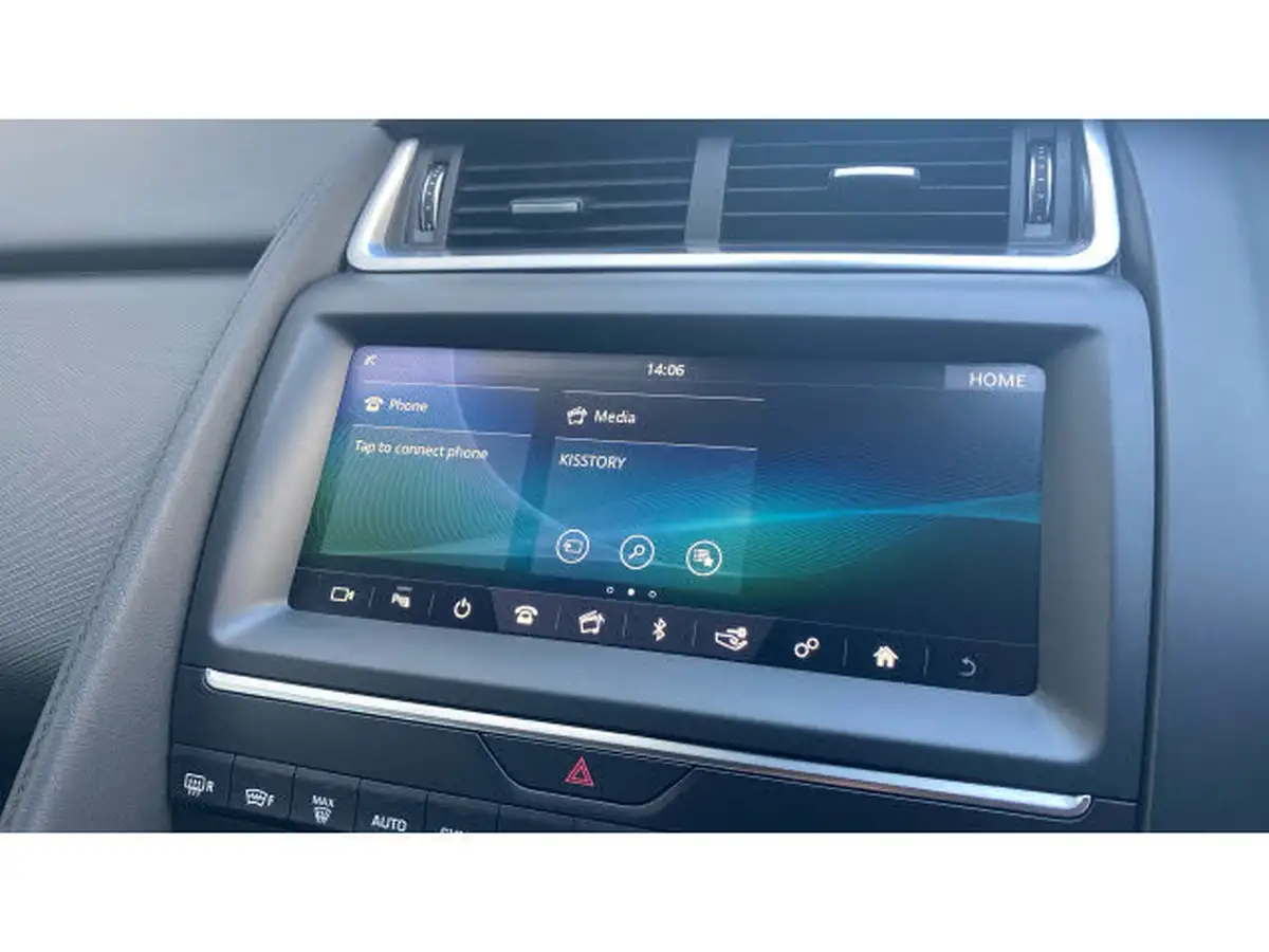 2019-jaguar-e-pace-20-i4d-r-dynamic-180ps-awd-auto-big-10