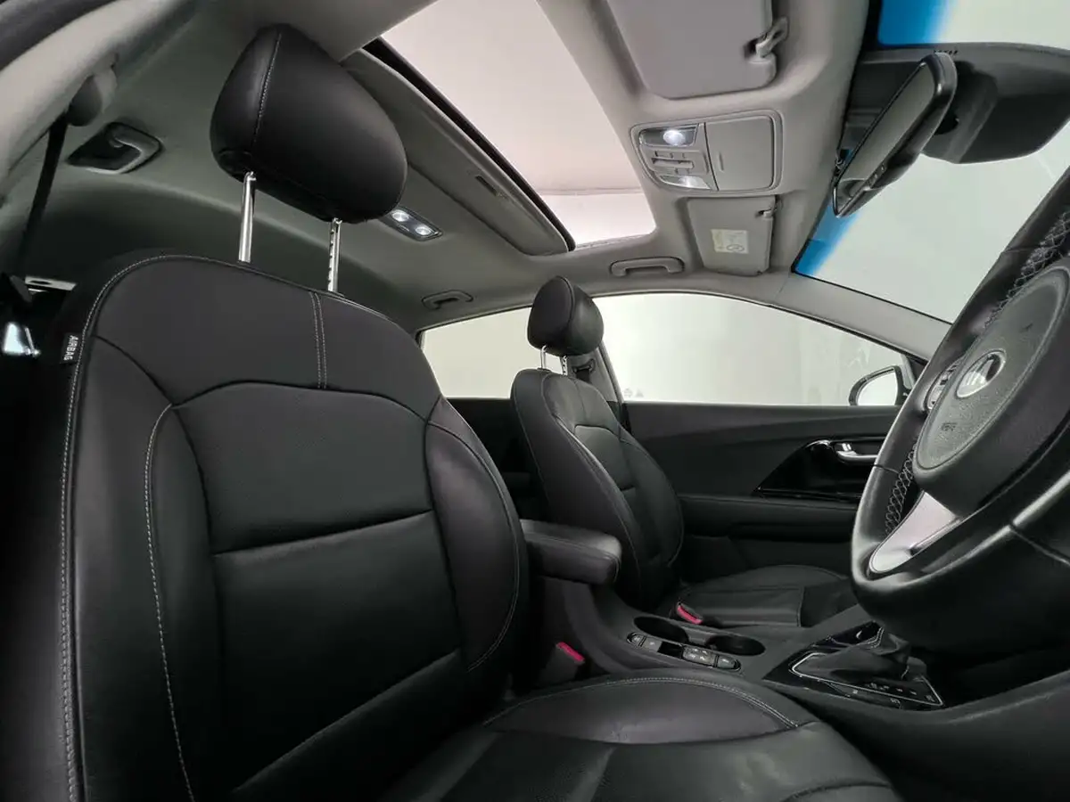 2019-kia-niro-16-gdi-4-156kwh-big-8