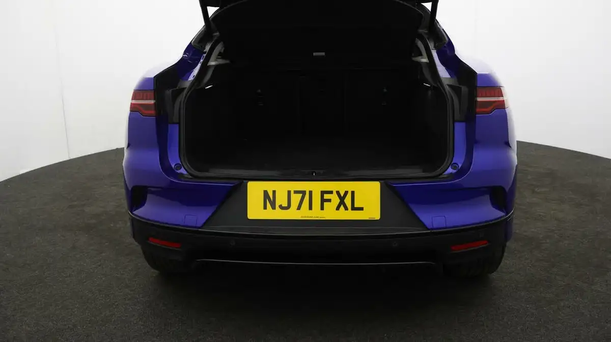 2021-jaguar-i-pace-ev400-hse-big-16