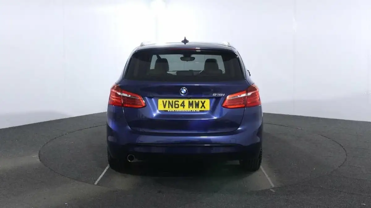 2014-bmw-2-series-15-218i-sport-big-5