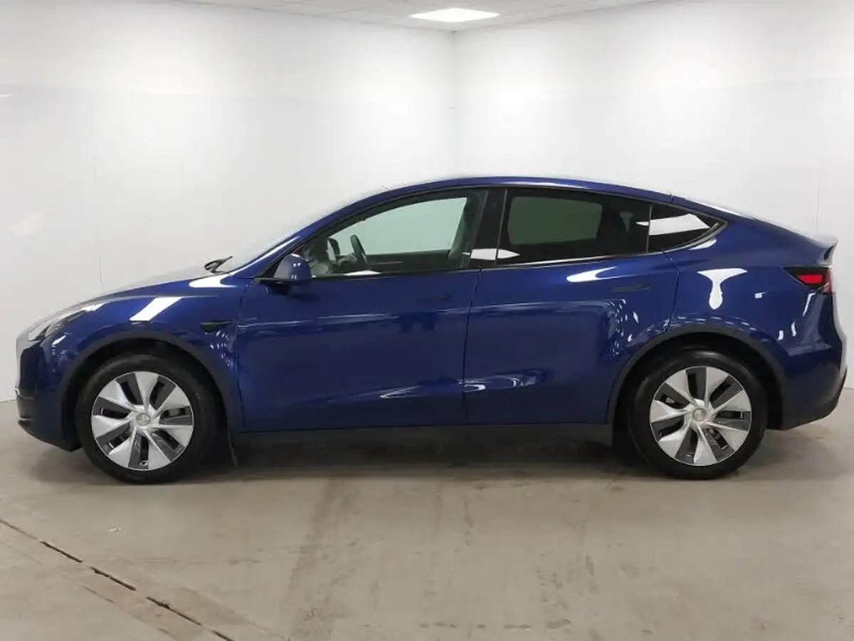 2024-tesla-model-y-e-long-range-306bhp-awd-big-3