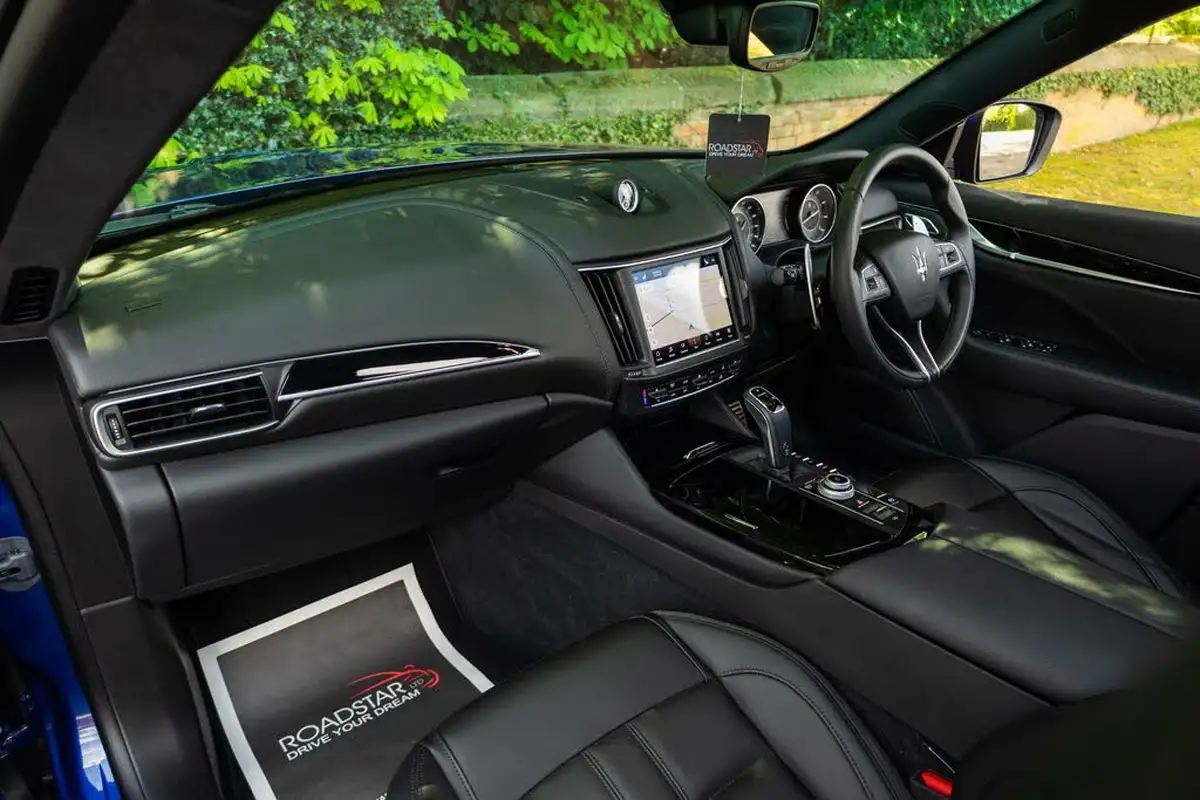 2022-maserati-levante-big-11