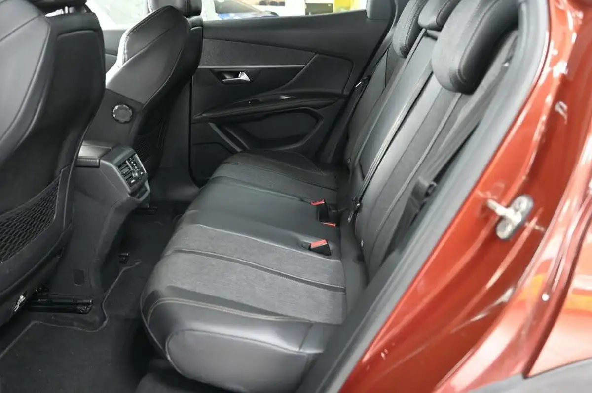 2018-peugeot-3008-suv-16-bluehdi-gt-line-big-14