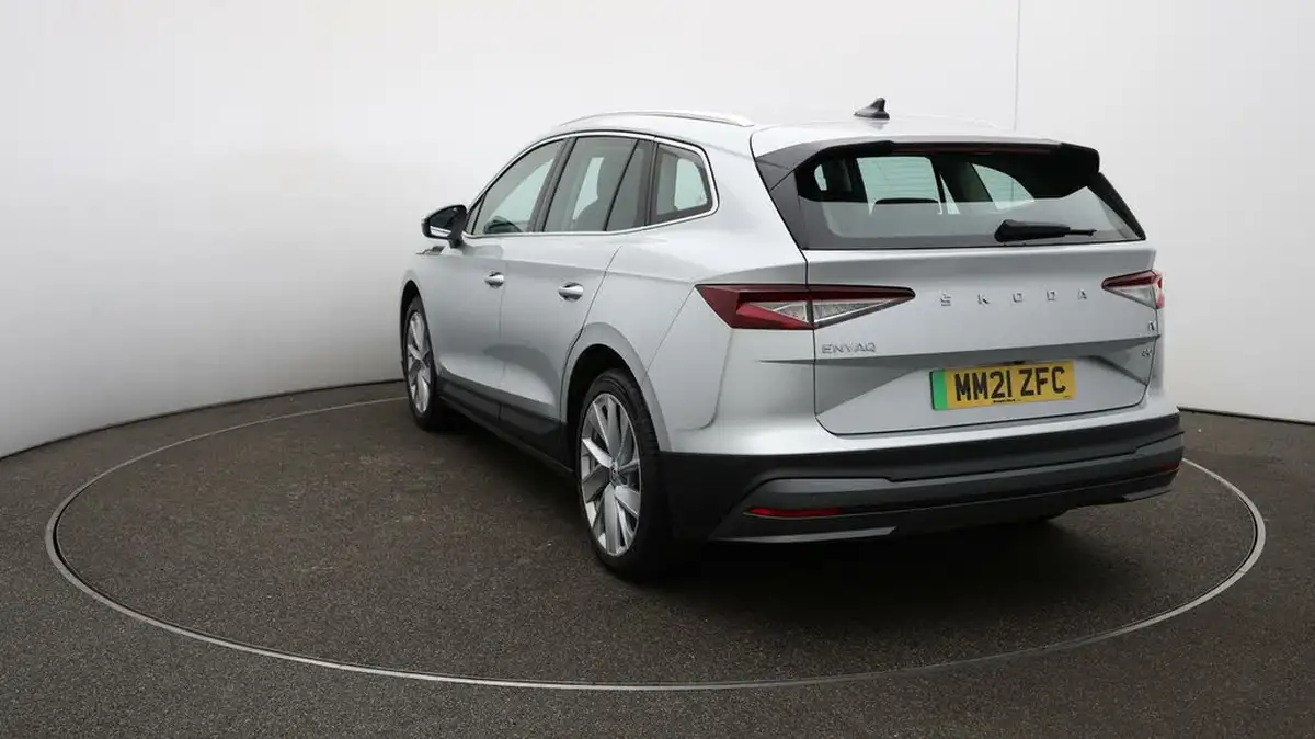 2021-skoda-enyaq-e-80-loft-82-kwh-big-53