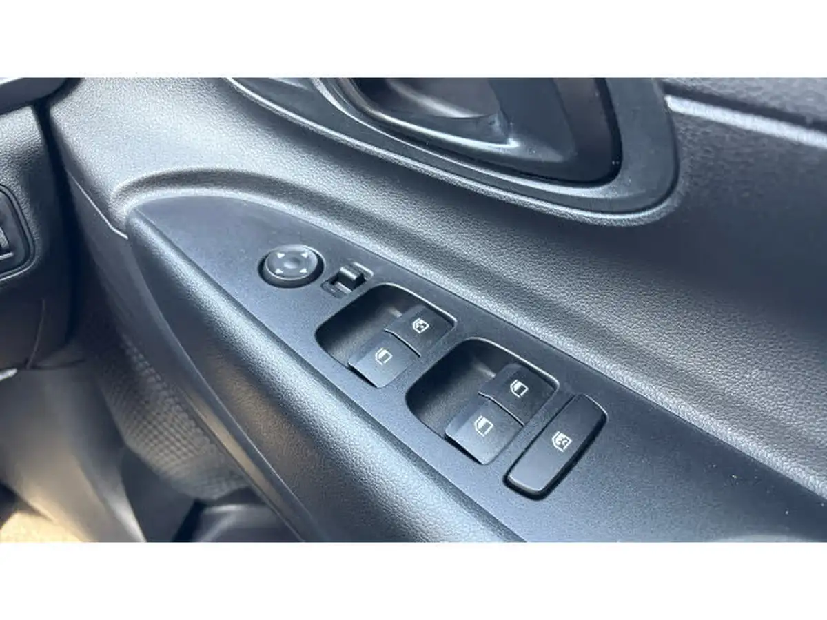 2024-hyundai-i20-10-t-gdi-advance-big-58
