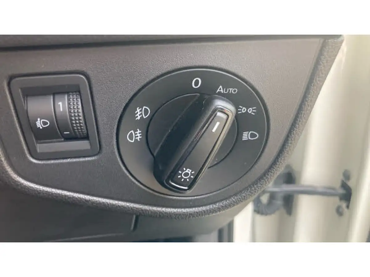 2022-volkswagen-taigo-10-tsi-life-110ps-dsg-big-21